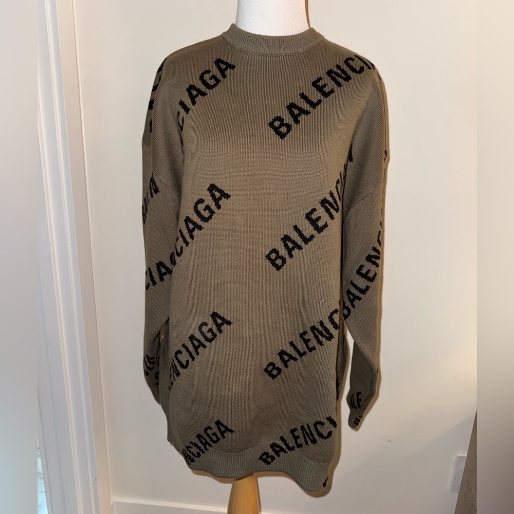 Balenciaga unisex Olive Sweater XS